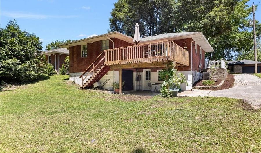 3407 McArthur Blvd, Alton, IL 62002 - 4 Beds, 2 Bath