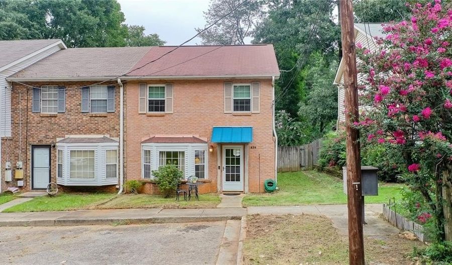 839 CHOCTAW Ave, Auburn, AL 36830 - 2 Beds, 2 Bath