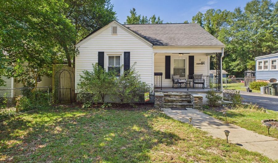 107 Montford St, Aberdeen, NC 28315 - 3 Beds, 2 Bath