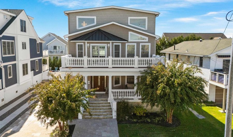 158 32nd, Avalon, NJ 08202 - 5 Beds, 5 Bath