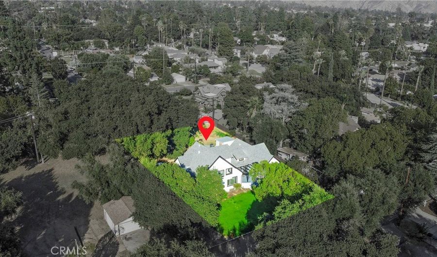 379 Buena Loma, Altadena, CA 91001 - 7 Beds, 4 Bath