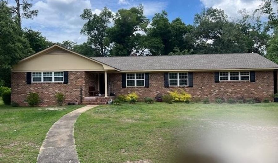 1409 Botts St, Bainbridge, GA 39819 - 3 Beds, 2 Bath
