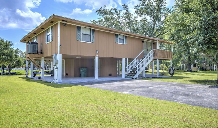 39 Harrison Rd, Bay St. Louis, MS 39520 - 2 Beds, 2 Bath