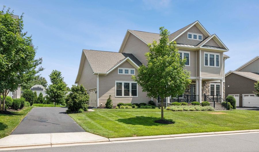 41594 HEPATICA Ct, Ashburn, VA 20148 - 7 Beds, 5 Bath