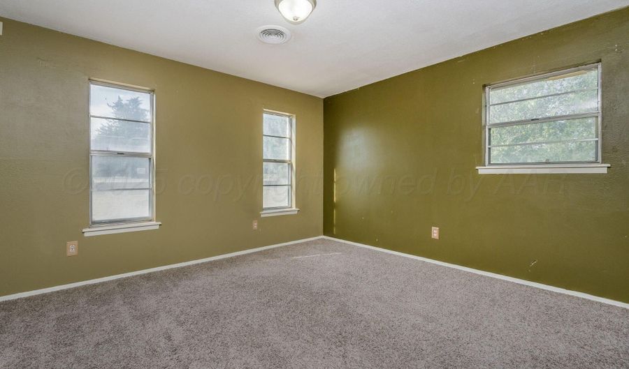 6501 DREYFUSS Rd, Amarillo, TX 79106 - 4 Beds, 3 Bath