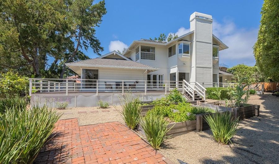 175 Tamarack Dr, Aptos, CA 95003 - 3 Beds, 3 Bath