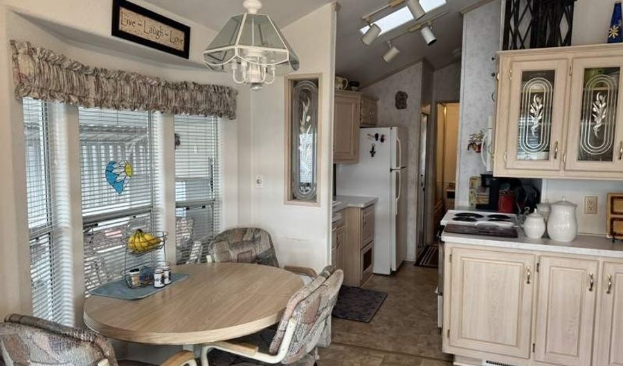 702 S. Meridian Rd 1049, Apache Junction, AZ 85120 - 1 Beds, 2 Bath