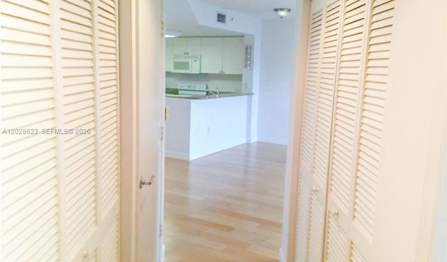 19501 W Country Club Dr 1511, Aventura, FL 33180 - 1 Beds, 1 Bath