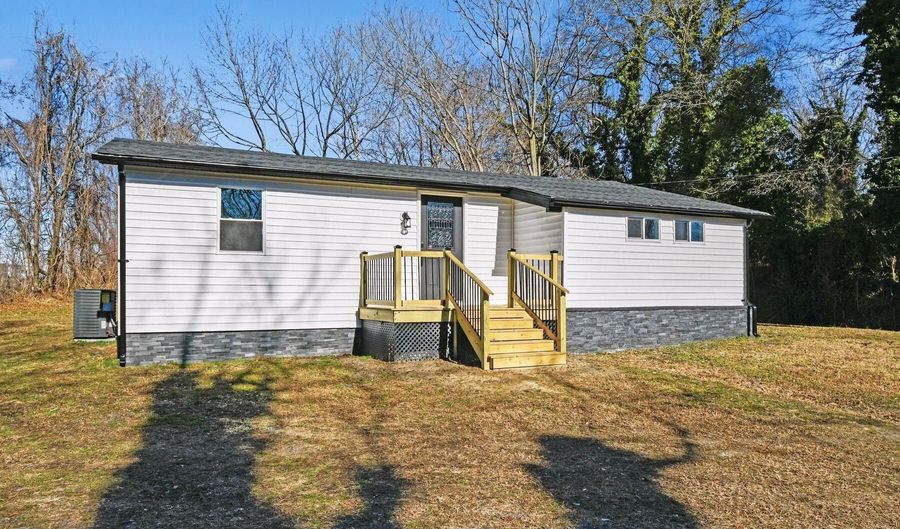 405 PARK Ln, Laurel, DE 19956 - 3 Beds, 2 Bath