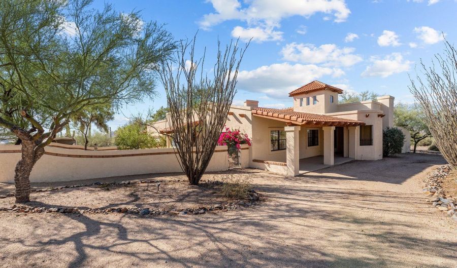 7143 E Highland Rd, Cave Creek, AZ 85331 - 3 Beds, 3 Bath