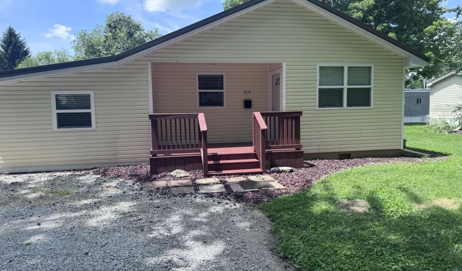 715 N Johnson St, Ada, OH 45810 - 4 Beds, 1 Bath