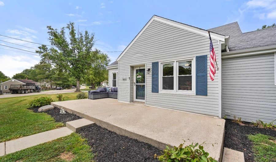 602 Ridge Ave, Aurora, IN 47001 - 3 Beds, 2 Bath