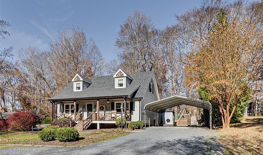 5218 Old Lexington Rd, Asheboro, NC 27205 - 3 Beds, 2 Bath