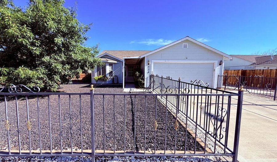 524 Darren Way, Fernley, NV 89408 - 3 Beds, 2 Bath