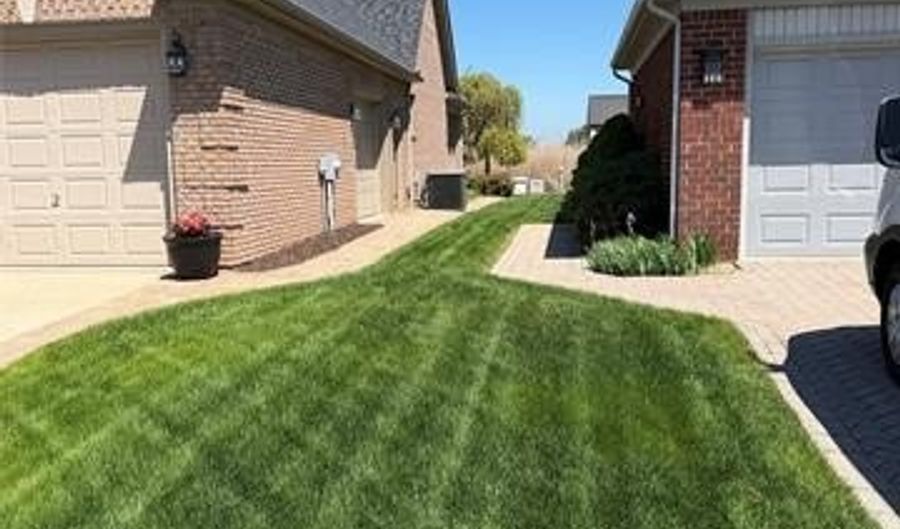 10368 Saint John Dr, Algonac, MI 48001 - 4 Beds, 3 Bath