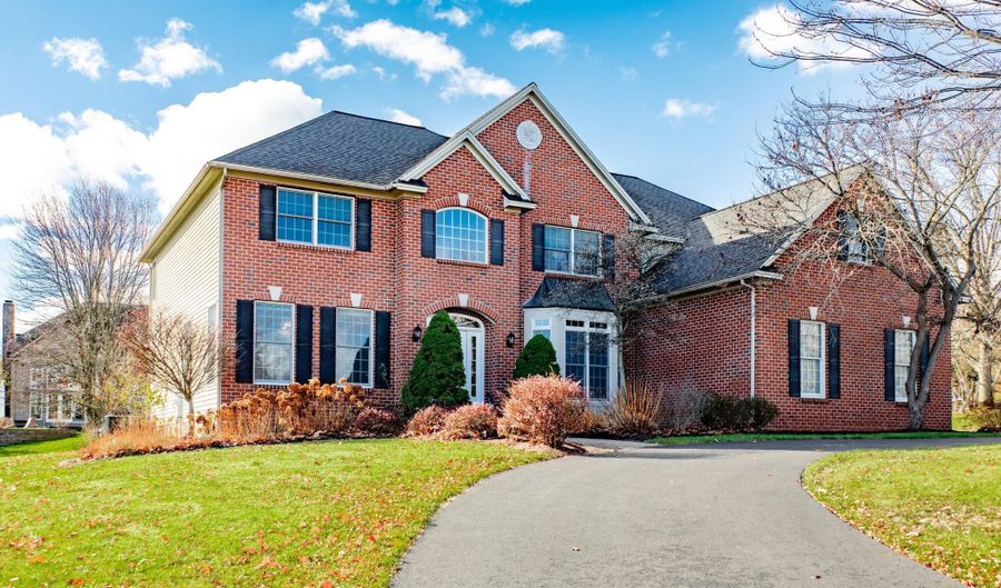 4 Hilander Dr, Albany, NY 12211 - 4 Beds, 3 Bath