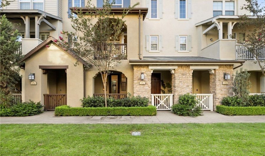 752 S Melrose St, Anaheim, CA 92805 - 3 Beds, 4 Bath