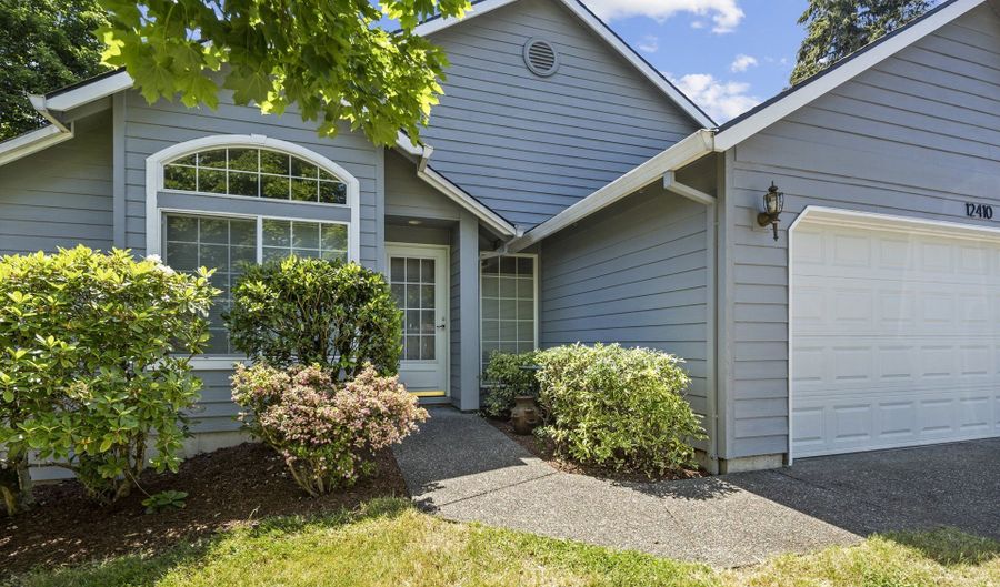 12410 SW MACOREY Ct, Beaverton, OR 97008 - 3 Beds, 2 Bath