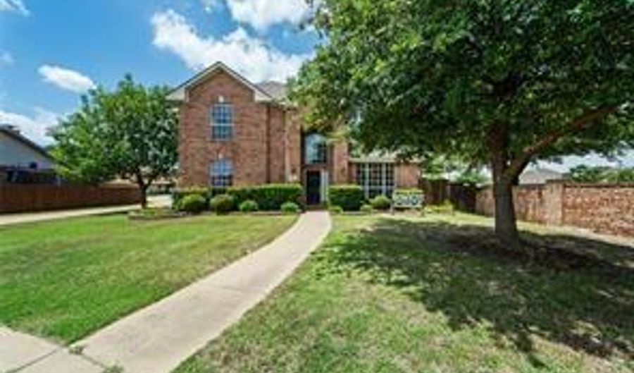 802 Linda Ct, Allen, TX 75002 - 3 Beds, 3 Bath