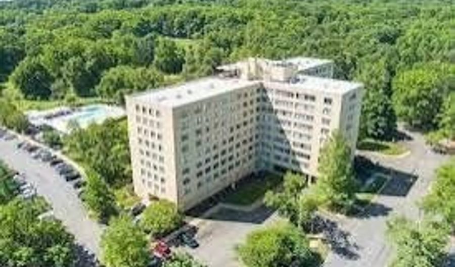 6641 WAKEFIELD Dr 204, Alexandria, VA 22307 - 0 Beds, 1 Bath