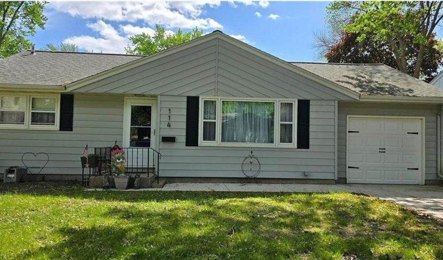 114 N 6th Ave, Albert Lea, MN 56007 - 3 Beds, 2 Bath