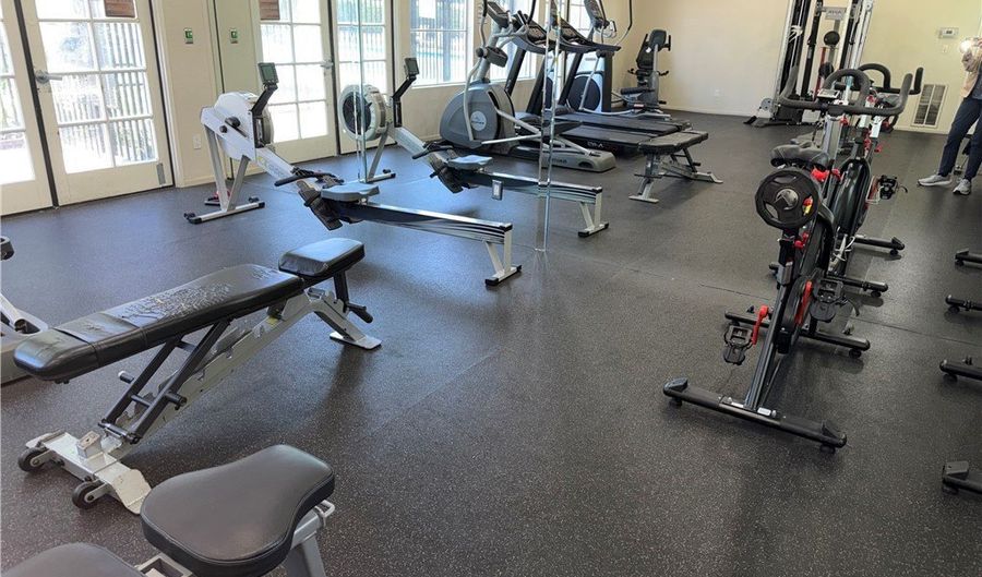 188 Cinnamon Teal, Aliso Viejo, CA 92656 - 2 Beds, 2 Bath