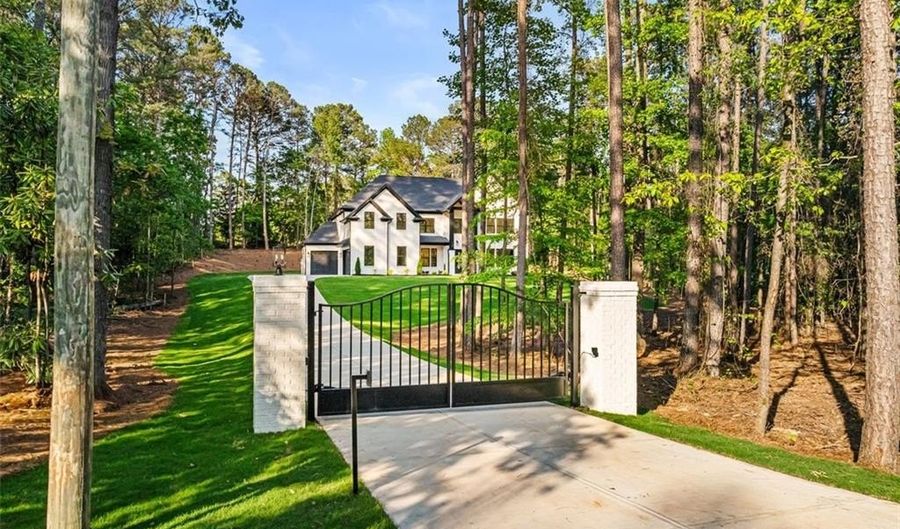 400 Auburn Rd, Auburn, GA 30011 - 5 Beds, 6 Bath