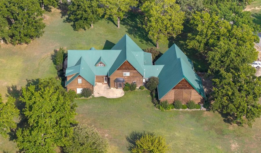 100 Plantation Ln, Batesville, AR 72501 - 5 Beds, 5 Bath