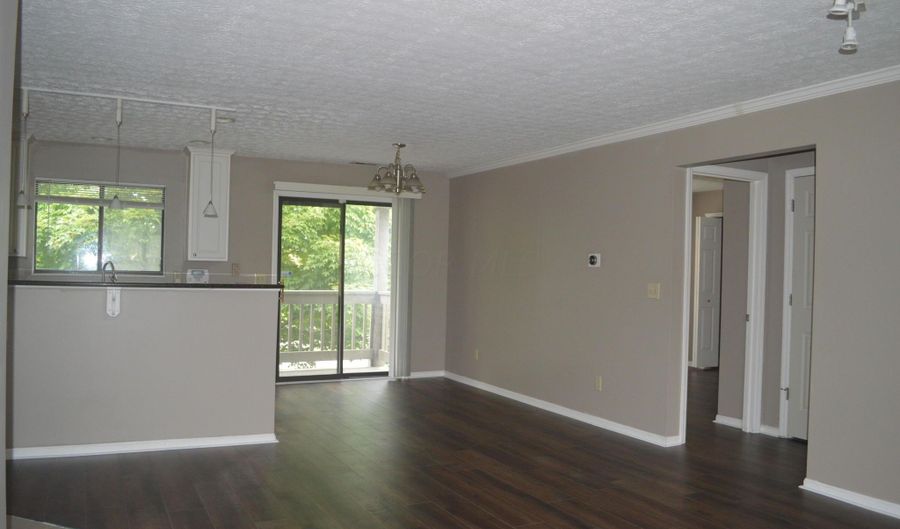 2744 Greystone Dr Gd2744, Columbus, OH 43220 - 2 Beds, 2 Bath