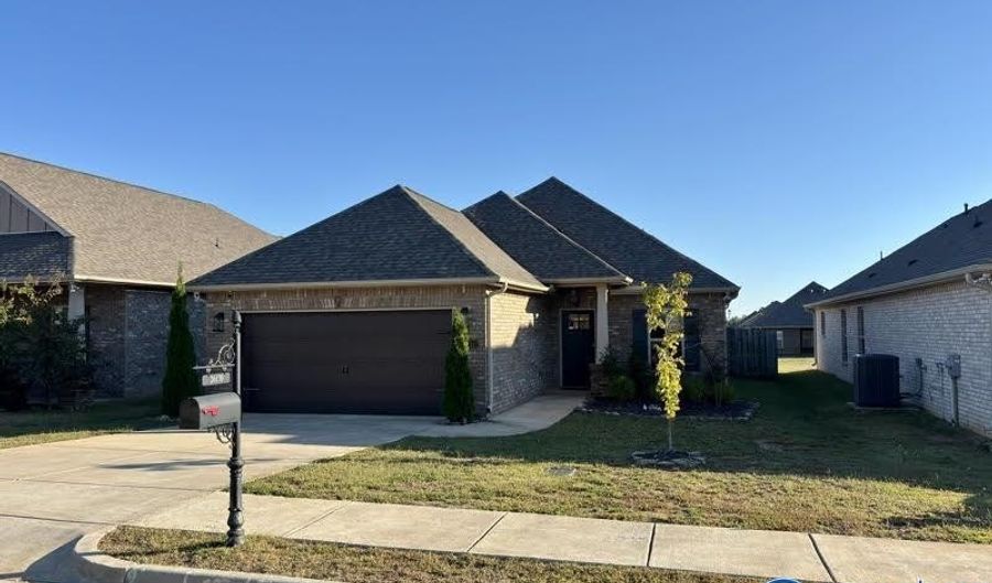 26170 Kennesaw Ridge Dr, Athens, AL 35613 - 3 Beds, 2 Bath