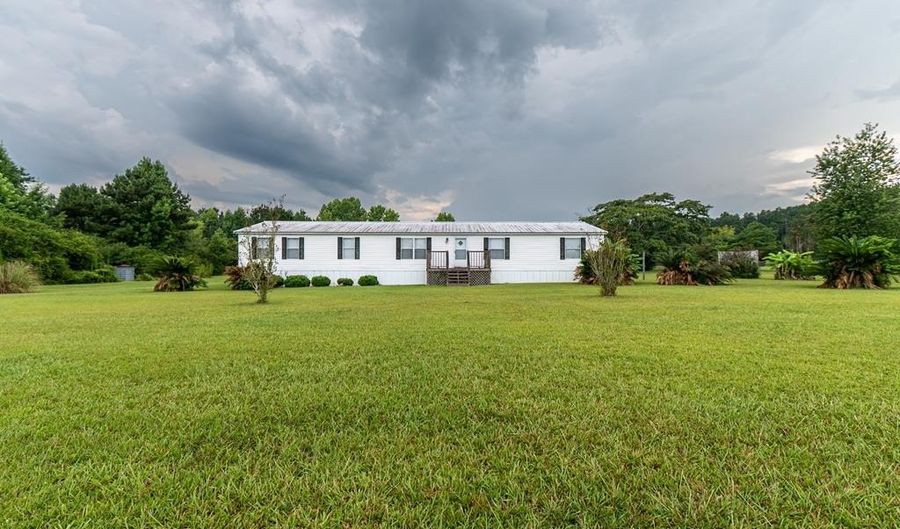 215 Twin Creeks Ln, Ashford, AL 36312 - 4 Beds, 2 Bath