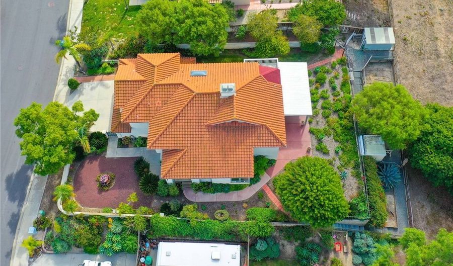 5168 Bella Collina St, Oceanside, CA 92056 - 4 Beds, 3 Bath