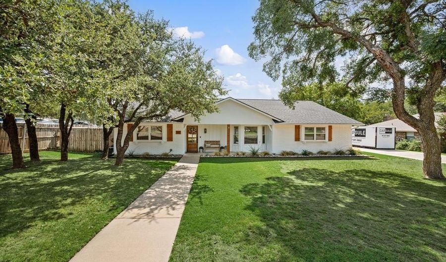 101 Hidden Valley Dr, Aledo, TX 76008 - 3 Beds, 2 Bath