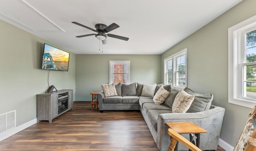 134 Arbor, Villas, NJ 08251 - 3 Beds, 3 Bath