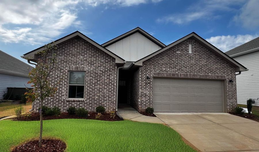 12317 Delia Ann Ln, Athens, AL 35613 - 4 Beds, 3 Bath