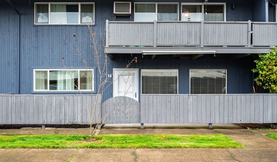 10090 SW BEAVERTON HILLSDALE Hwy 16, Beaverton, OR 97005 - 1 Beds, 1 Bath