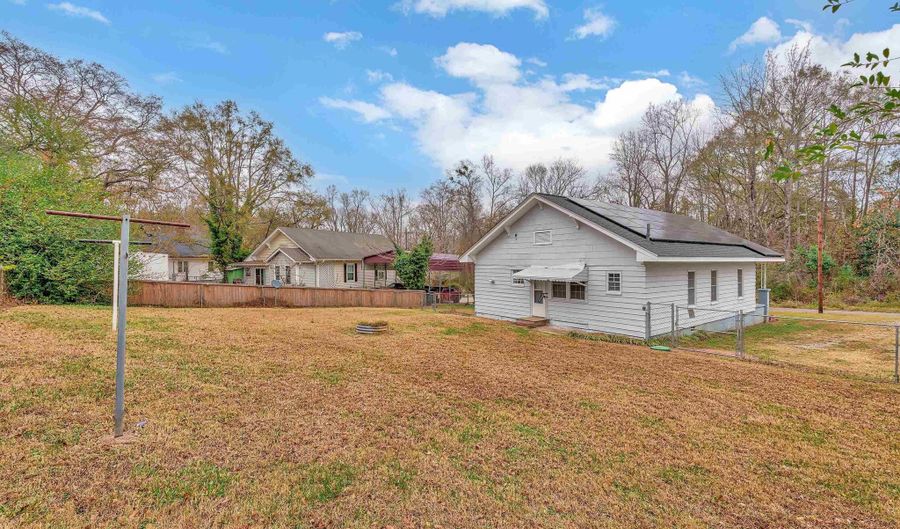 321 Manning St, Arcadia, SC 29320 - 2 Beds, 2 Bath