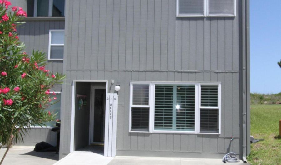 2106 E Fort Macon Rd 316, Atlantic Beach, NC 28512 - 3 Beds, 3 Bath