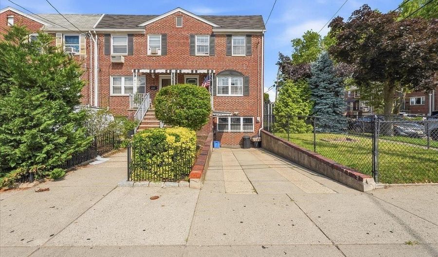631 AVENUE A, Bayonne, NJ 07002 - 3 Beds, 3 Bath