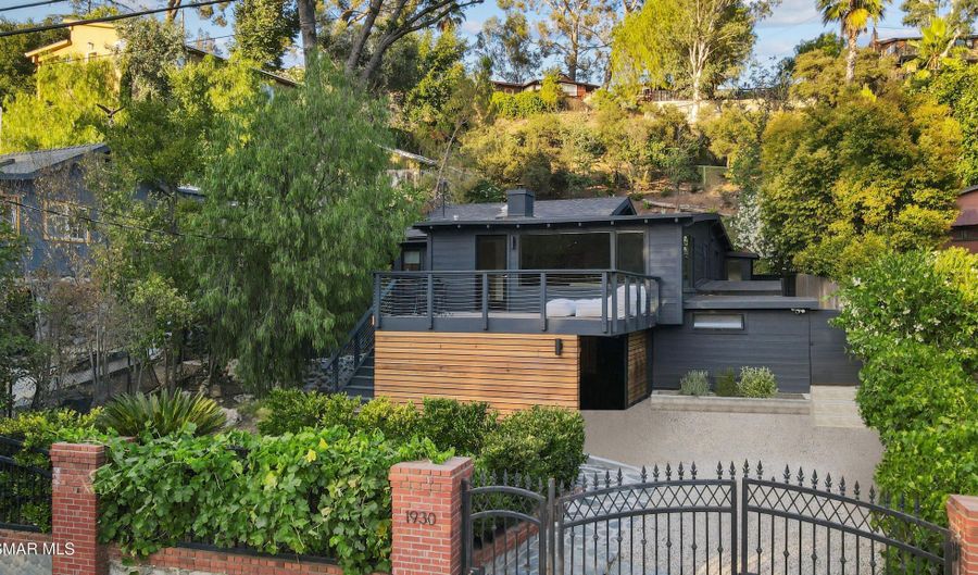 1930 Seminole Dr, Agoura Hills, CA 91301 - 2 Beds, 2 Bath