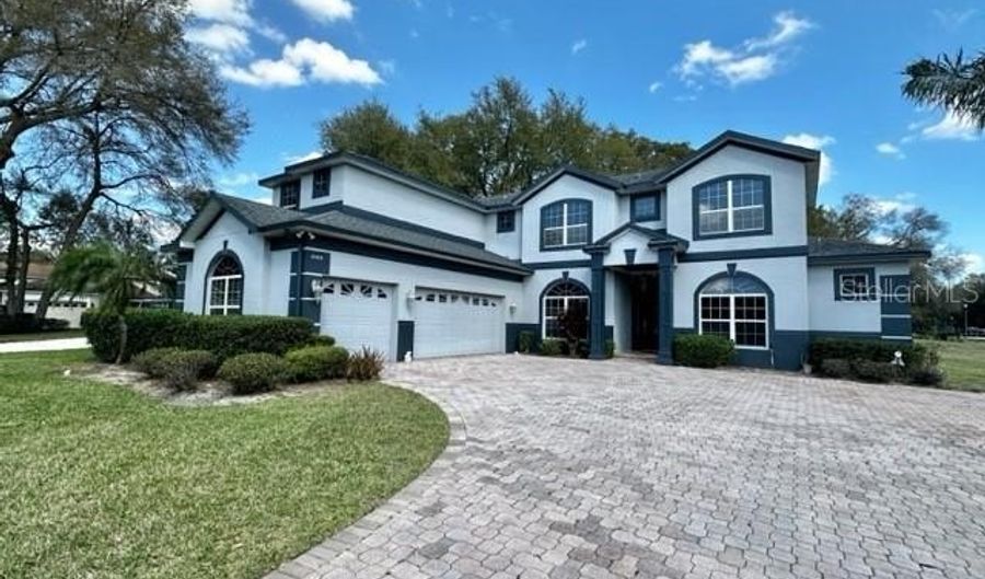 3905 DUMFRIES Ct, Apopka, FL 32712 - 5 Beds, 5 Bath