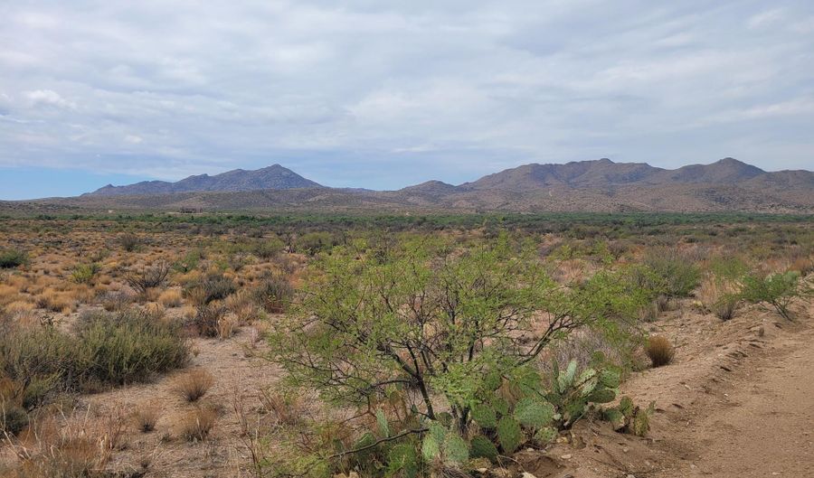 S San Peppy Road lot 40 & 41, Congress, AZ 85332 - 0 Beds, 0 Bath