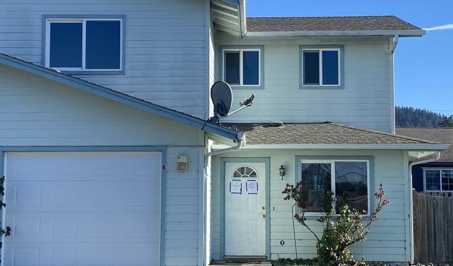 722 PIONEER Rd A, Brookings, OR 97415 - 3 Beds, 1 Bath