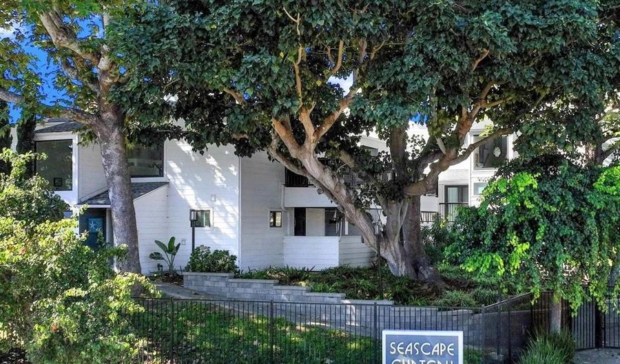 707 S Sierra Ave 14, Solana Beach, CA 92075 - 2 Beds, 2 Bath