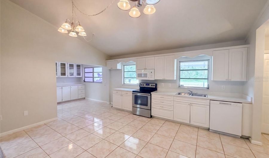 1870 N SEMINOLE Rd, Avon Park, FL 33825 - 2 Beds, 2 Bath