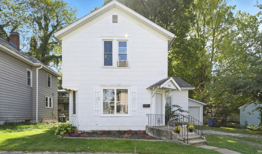 111 W 2nd St, Auburn, IN 46706 - 3 Beds, 2 Bath