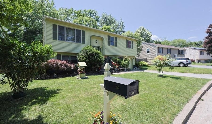 52 Urquhart St, Cranston, RI 02920 - 3 Beds, 2 Bath