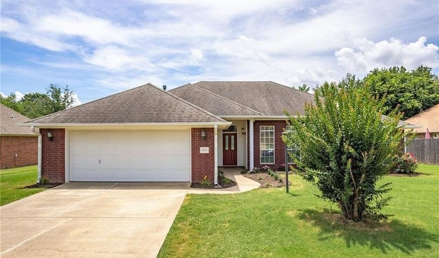 2419 Shealei Cir, Alma, AR 72921 - 3 Beds, 2 Bath