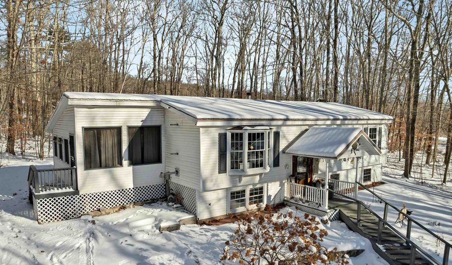 36 Pearson Rd, Alton, NH 03809 - 3 Beds, 2 Bath