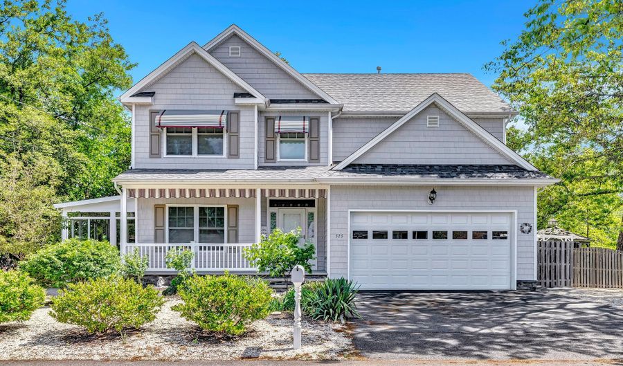525 Barnegat Blvd, Beachwood, NJ 08722 - 4 Beds, 3 Bath